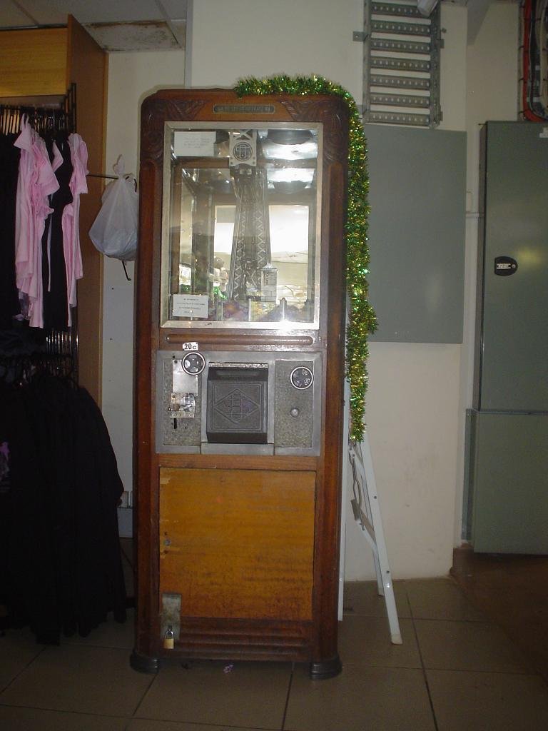 bonzin
      & sopransi redemption machine 1936